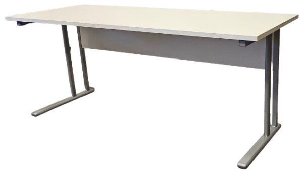 WH079 1800 X 700 White Desk with Silver Legs 25mm
